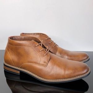 Essentials Men's Linus Chukka Boot, 8.5